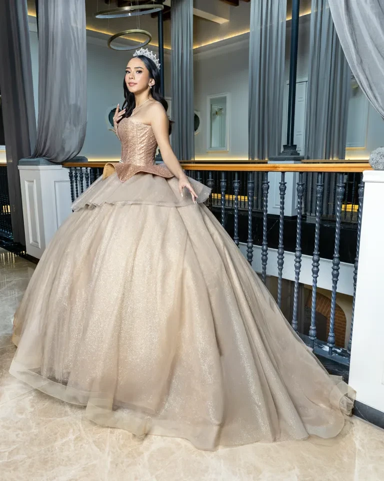 Vestido Anastassia, colección Royal